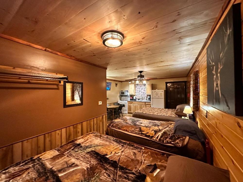 Best Bear Lodge & Campground Irons Dış mekan fotoğraf