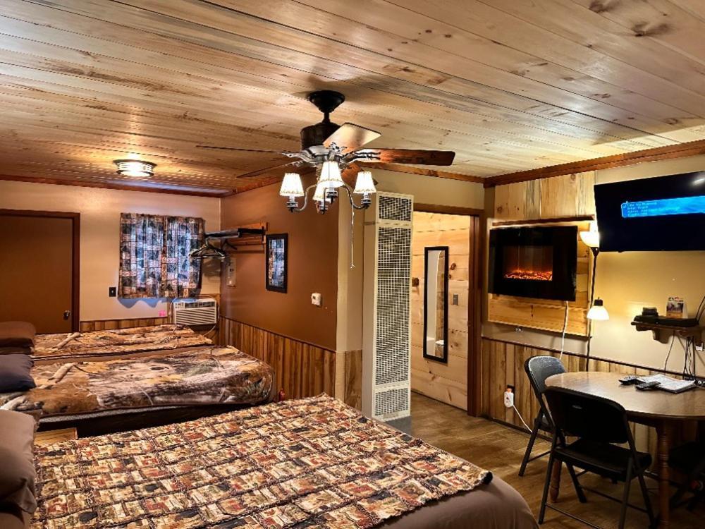 Best Bear Lodge & Campground Irons Dış mekan fotoğraf